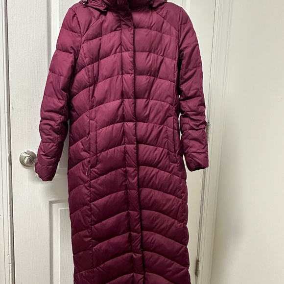 Lands' End Women’s Winter Maxi Down Coat - Picture 2 of 9